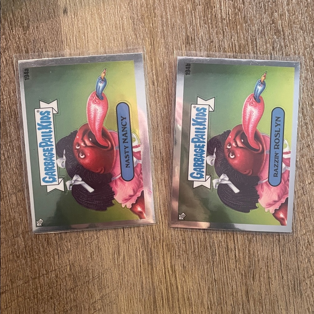 ✨10/$10✨ GPK Chrome Series 5 Nasty Nancy and Razzin' Roslyn 194a/194b